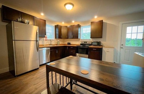 Corolla Cottage | Mellow For Shore-Built in 2023-3.5 Miles off pavementn4WD required-AIR DOWN!