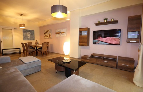 Pasalimani Apartment | MELMA PROPERTIES - ALKYONI Apartment by the Sea in Piraeus