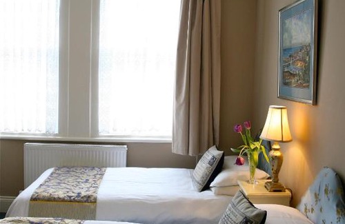 Douglas House | Melrose Guest House