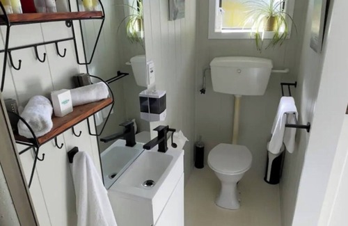 Te Kuiti Bed & Breakfast | Mel’s Retreat - Private Room & Ensuite