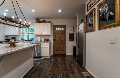 Tecumseh Cabin | Melt Your Stress Away at The Overlook