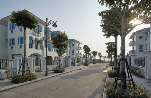 Bai Chay Villa | Memory Villa 3-bedrooms 1' walking to the beach, Ha Long bay