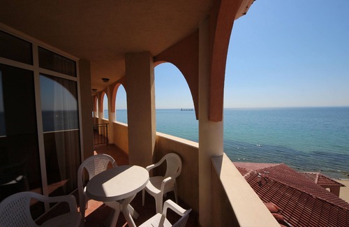 Elenite Apartment | MENADA * Atrium * Nice family one bedroom apartment