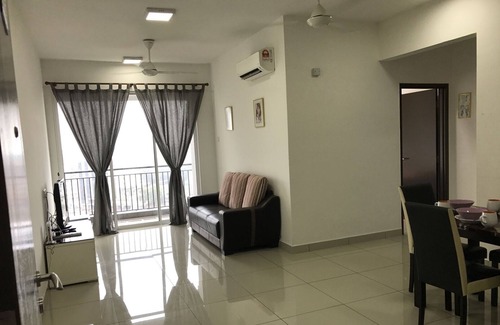 Kampung Kuchai Apartment | Menara Majestic Ipoh H22