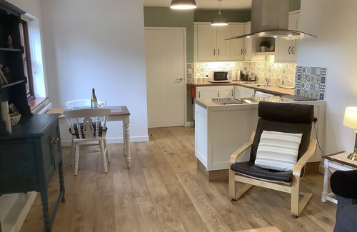 Shipham Cottage | MENDIP COTTAGE, with a garden in Shipham