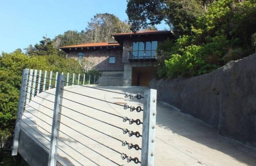 Albion Apartment | Mendocino Coast Hideaway
