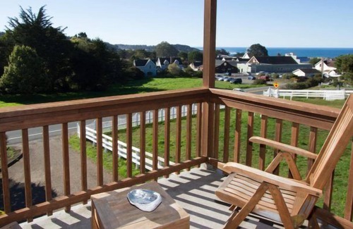 Mendocino House | Mendocino View West