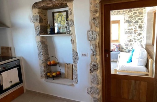 Agios Vasileios Apartment | Meraki - Cara luxury apartment with sea views