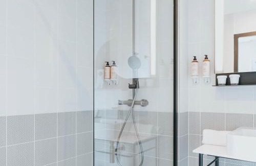 Downtown Hotel | Mercure Brest Centre Port