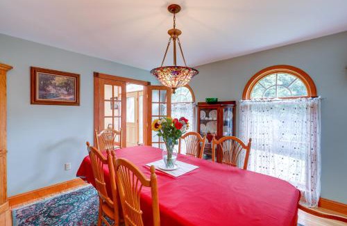 Plainfield House | Meriden Village of Plainfield Home with Backyard