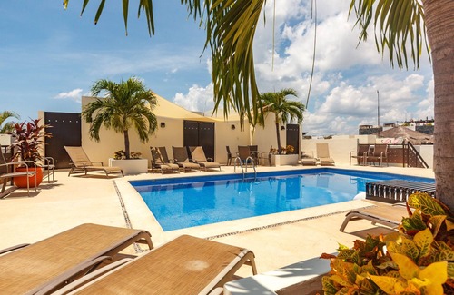 Zazil-ha Condo | Meridian Beach Condo, 200m from beach and 5th avenue, Wifi