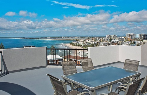 Kings Beach Apartment | Meridian Unit 19 Kings Beach QLD