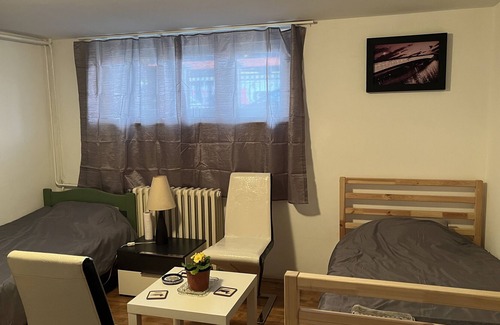 Vozdovac Apartment | merkeze 5 km mesafede alısverıs merkezı yanı hersey elınızın altında