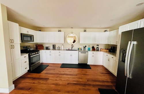 DownEast and Acadia Maine Cottage | Mermaid Mist- Seaside. Oceanfront. Brand new! Year round luxury! Very spacious!