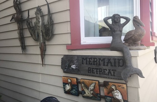 Pacific Grove Cottage | Mermaid Retreat, PET FRIENDLY, One Week Minimum Stay, Permit #0027
