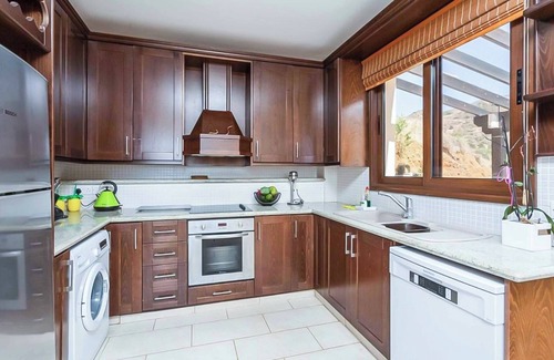 Pomos Villa | Mermaid Villa - Three Bedroom Villa, Sleeps 6