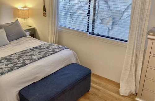 Pacific Grove Cottage | Mermaids & Moonlight By The Sea n1 Minute walk to the BeachnLicense #0447nn