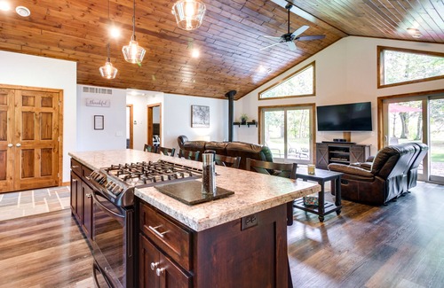 Crow Wing County Cottage | Merrifield Vacation Rental w/Dock & River Access
