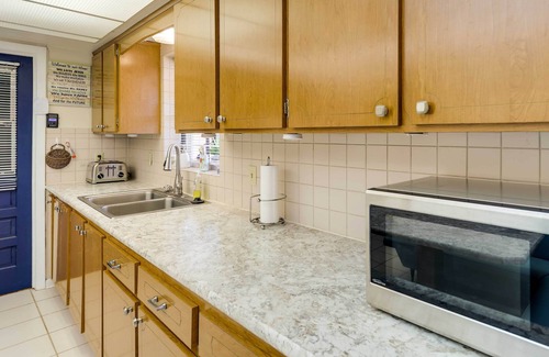 Catalina Isle Estates House | Merritt Island Home w/Patio, 10 Mi to Cocoa Beach