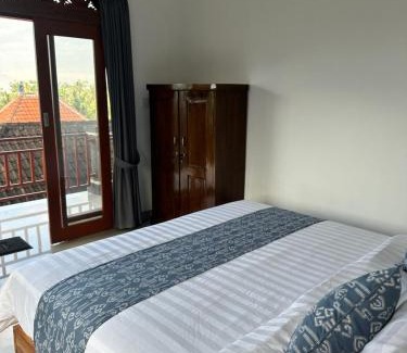 Sidemen House | Merta House Sidemen