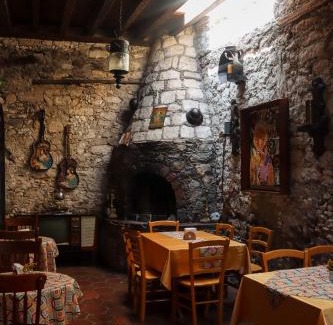 Real de Catorce Hotel | Mesón de la Abundacia
