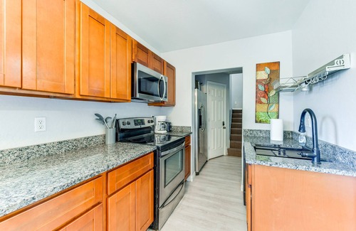 Mesa House | Mesa Family Home - 1 Mi to Dobson Ranch Lake!