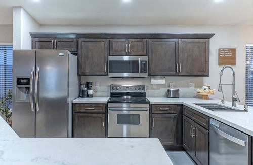 East Mesa House | Mesa, QUIET: Hikers/Bikers/Golfers Oasis, TVs All BRs, POOL w/Opt Heat, Patio, Grill, 2 Car Garage
