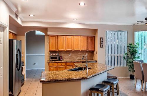 East Mesa House | Mesa Resort