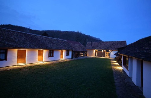 Bunesti Bed & Breakfast | Mesendorf Gasthaus