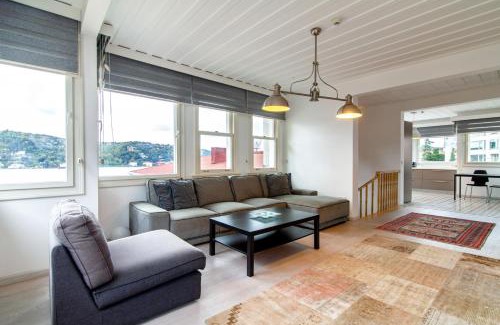 Rumeli Hisari Apartment | Mesmerizing Flat with Bosphorus View in Sariyer