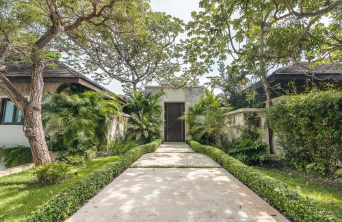 Punta Cana Villa | Mesmerizing villa with jacuzzi/maid/in Cap Cana