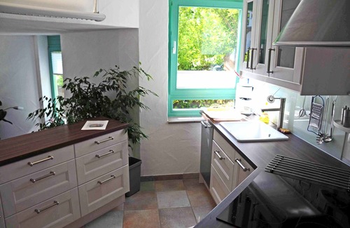 Aichtal Apartment | Messe Stuttgart, relaxed living in a Swabian idyll, free WiFi