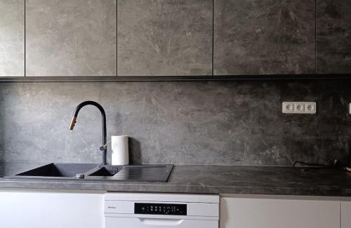 Banska Bystrica Apartment | Mestsky byt - City Flat & 24h self check-in & 62m2 & Free Parking