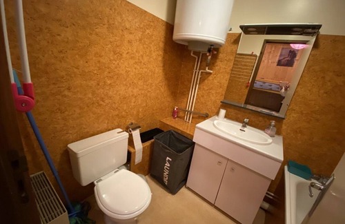 Metabief Apartment | METABIEF - IN THE VILLAGE CENTER - GRAND STUDIO - sleeps 4