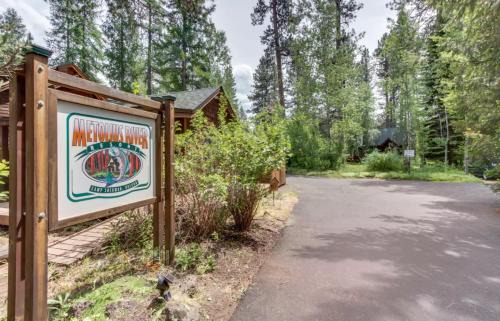 Camp Sherman House | Metolius Cabin 10