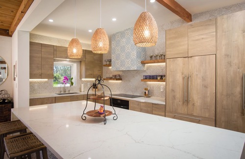 San Diego House | Mexican Hacienda Del Mar with Heated Pool and Spa, 5min drive to Beach!