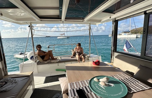 Grand Case Boat Rental | Your half-day cruise with scenic Zephyr and water activities