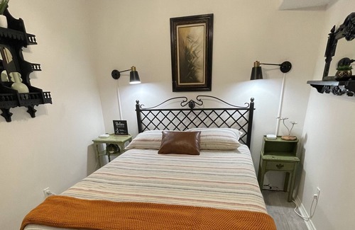 Edinburg House | Mi Casita Azul 1 min Expressway/Near Everything w/amazing Backyard