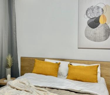 Halyts'kyi district Apartment | MIAMO apart Студія з терасою вул Кубійовича 20
