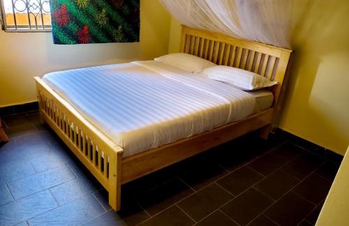Kisoro Hotel | Mianzi Guest House