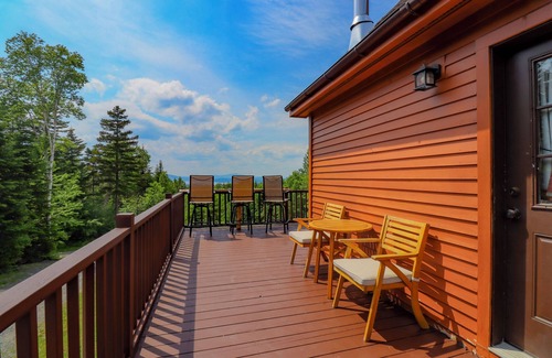 Rangeley House | 🐾Michaud Mountain Chalet - Private cabin with incredible views of Rangeley Lake! Dog Friendly