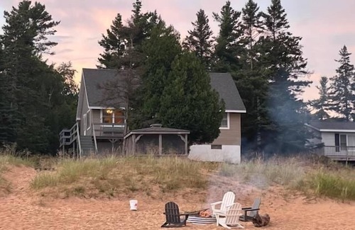 Manistique House | Michibay Getaway: Dog friendly, Your Summer Beachfront Getaway Just listed!