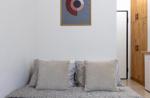 Xanthi Apartment | Micro Studio 84