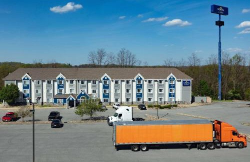 Sprague Hotel | Microtel Inn by Wyndham Beckley