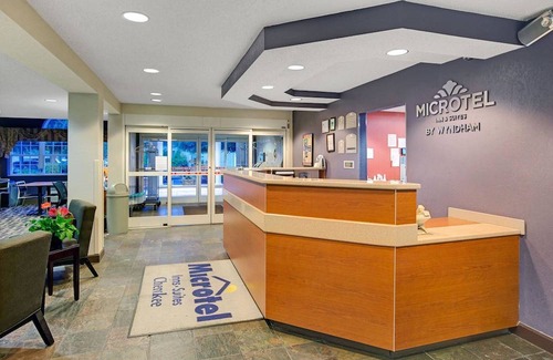 Cherokee Hotel | Microtel Inn & Suites by Wyndham Cherokee