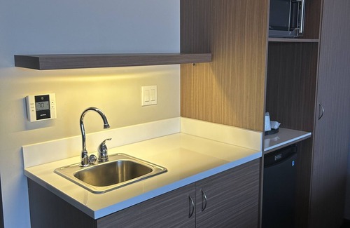 Fort St. John Hotel | Microtel Inn & Suites By Wyndham Fort St John