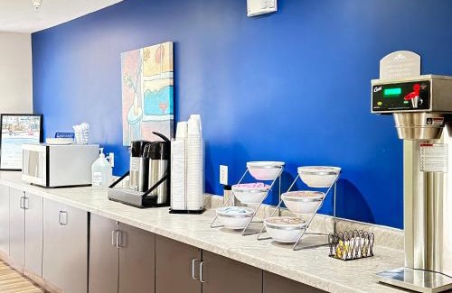 Springfield Hotel | Microtel Inn & Suites by Wyndham Springfield