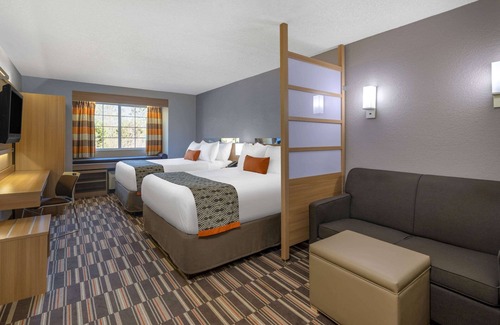 Florence Hotel | Microtel Inn & Suites by Wyndham Florence