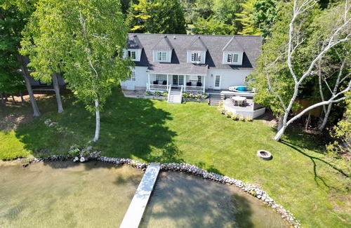 Leland House | Mid August dates still available. Waterfront home directly on Lake Leelanau