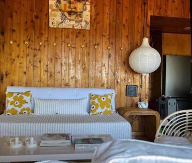 Estate Contant Apartment | Mid-Century: Caribbean Style